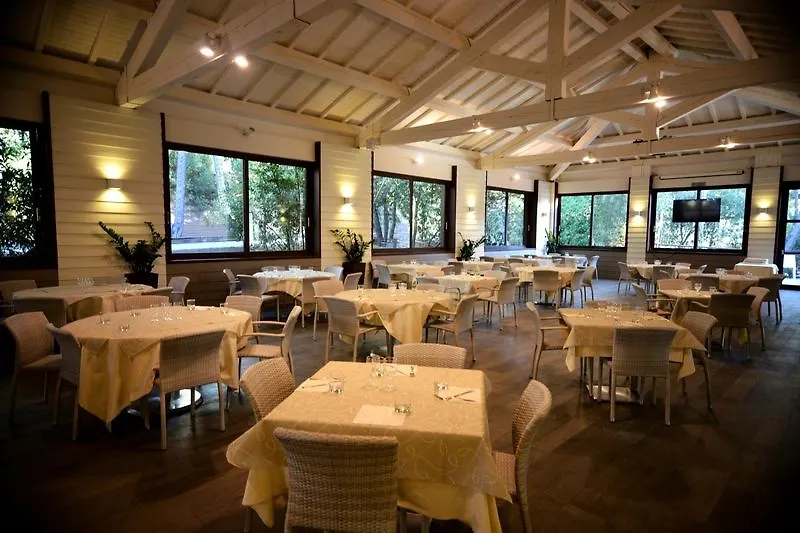 Paradu Ecovillage & Resort Donoratico 3*,